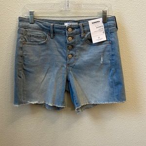 Women’s Sonoma high rise size 6 jean shorts